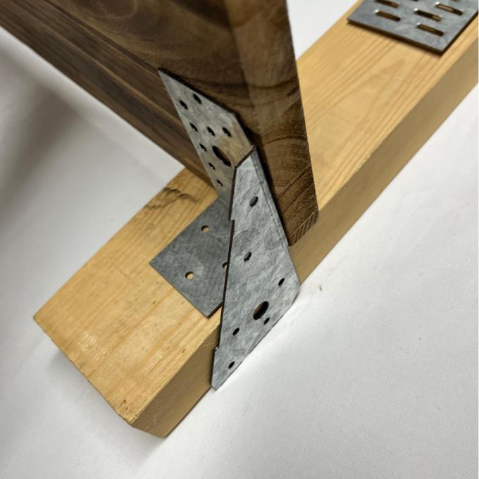 سه گره راست چپ برای بسیاری از مفاصل چوبی ثابت ناخن از جمله سقف ترس به صفحه دیوار استد به صفحه دیوار 2