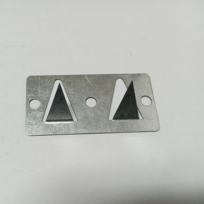 کلیپ های امپالر را فشار دهید